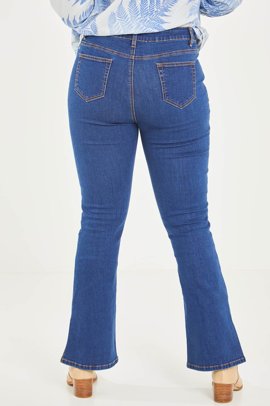 Jeans boho bird | Shaking My Tail Feather Flared Jeans Indigo