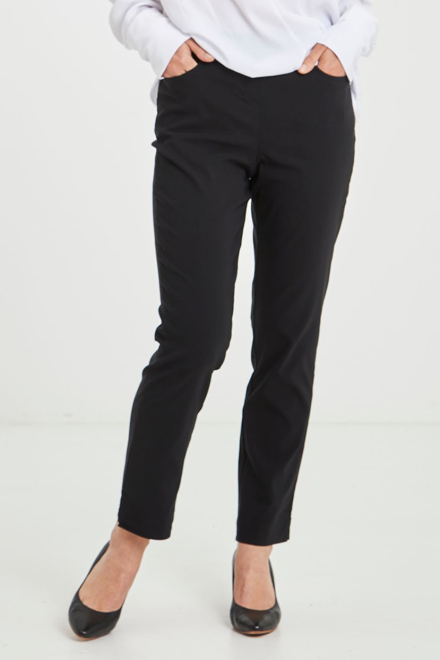 Pants & Leggings bird by design | The 7/8 Pocket Pull On Pant