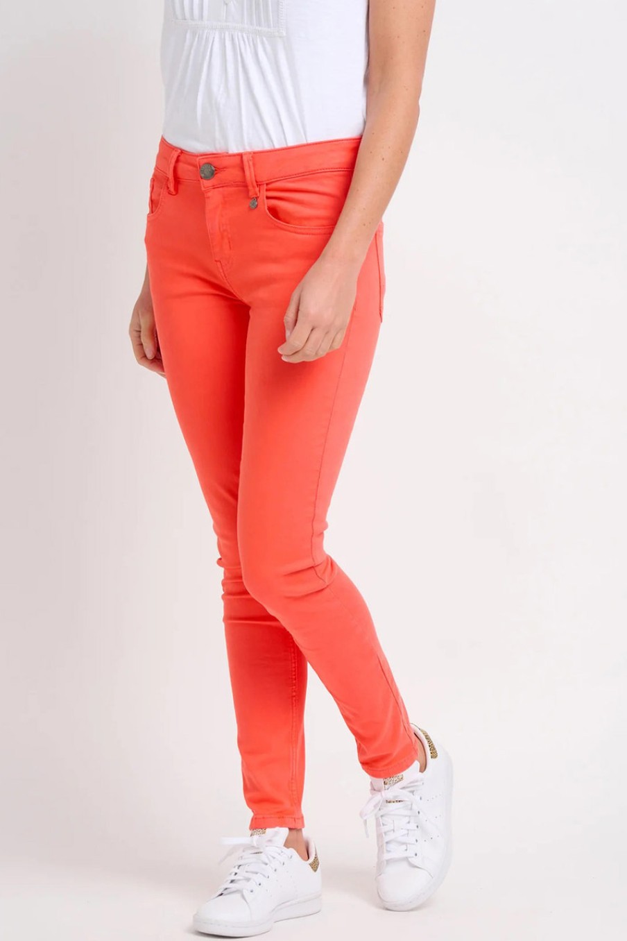 Jeans Brakeburn | Dianthus Jean Coral