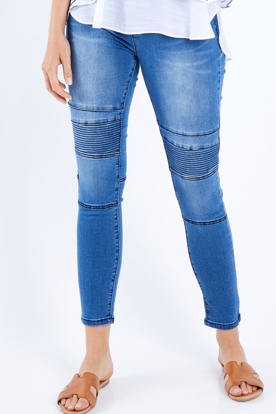 Jeans Wakee Jeans | River Ribbed Pull On Jean