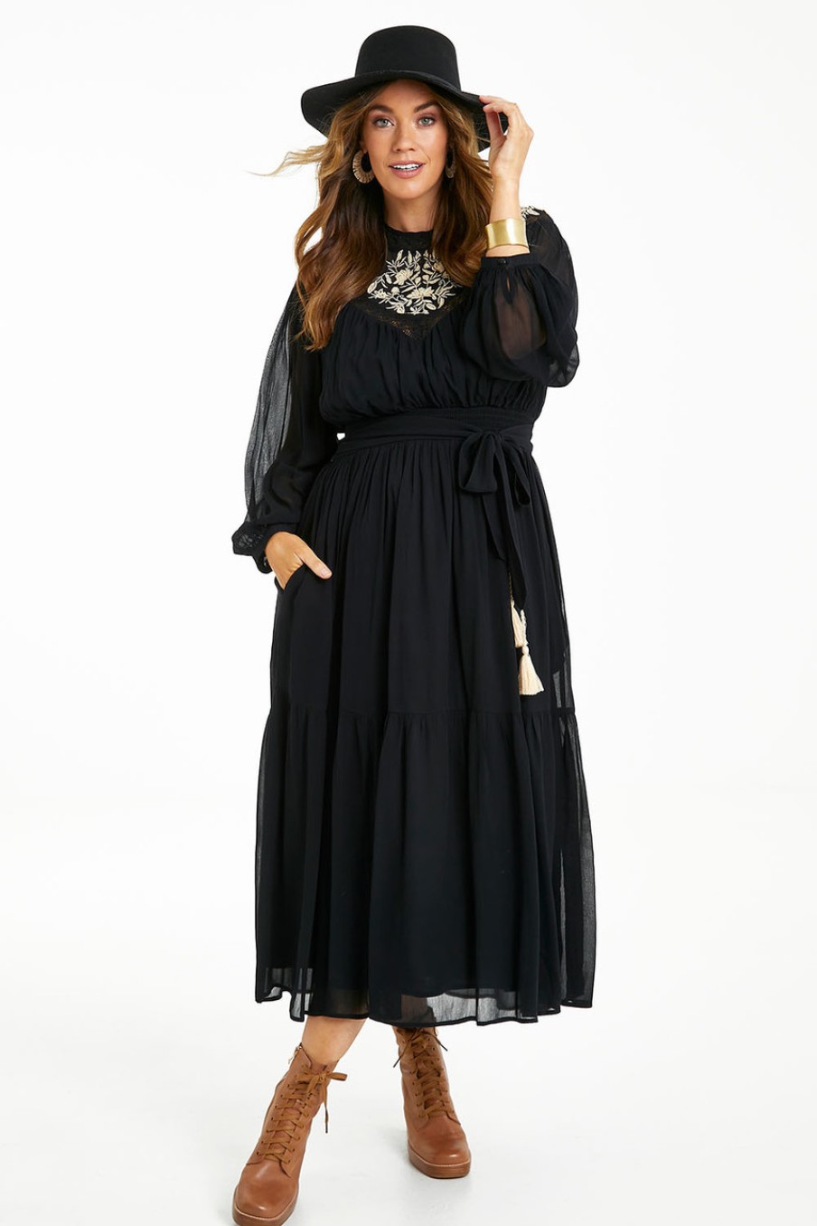 Dresses boho bird | Good Vibes Embroidered Dress Black