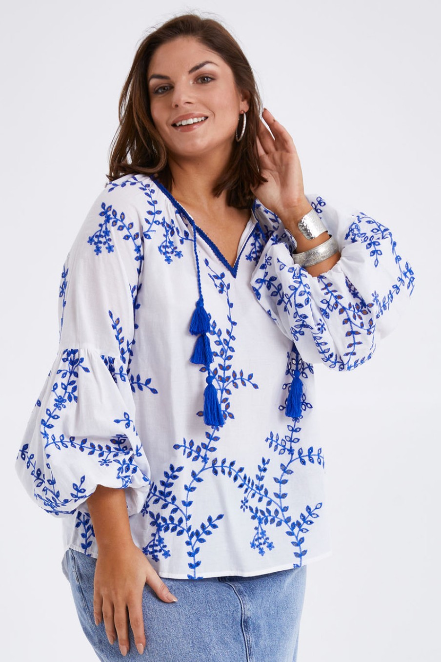 Tops boho bird | Feel My Vibe Embroidered Blouse Whiteblue