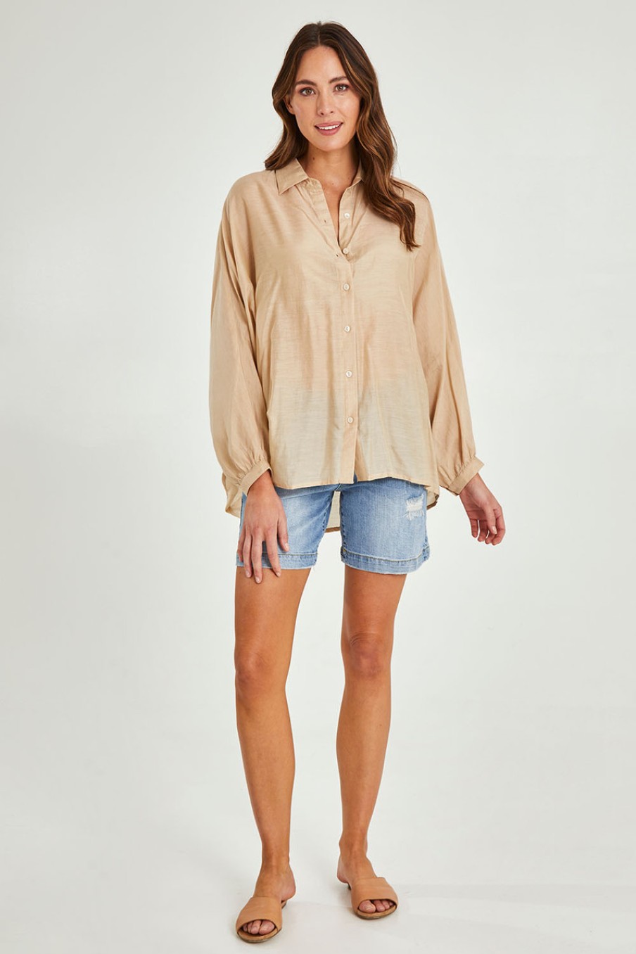 Tops Holiday | Cliffside Shirt Taupe