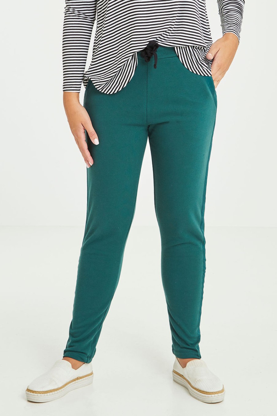 Pants & Leggings Betty Basics | Salma Pant