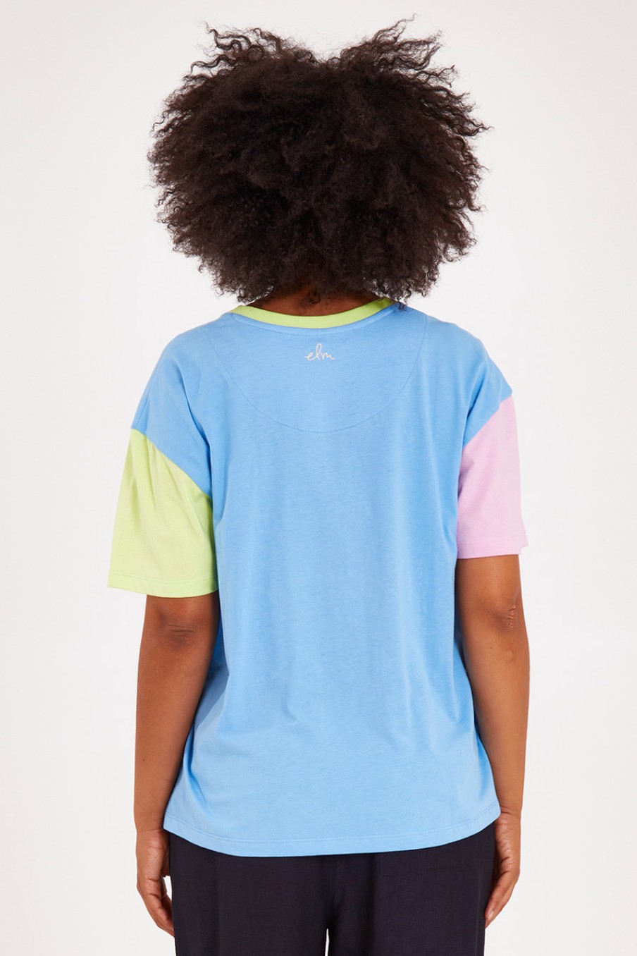 Tops Elm | Cherry Block Tee