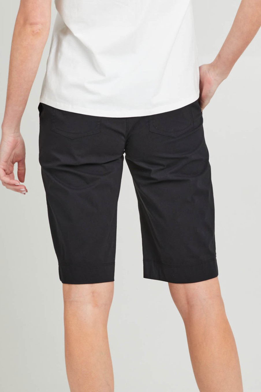 Shorts FOIL | Good Grip Trapeze Short Black