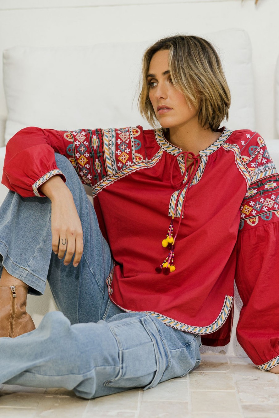 Tops boho bird | State Of Grace Embroidered Blouse Ruby