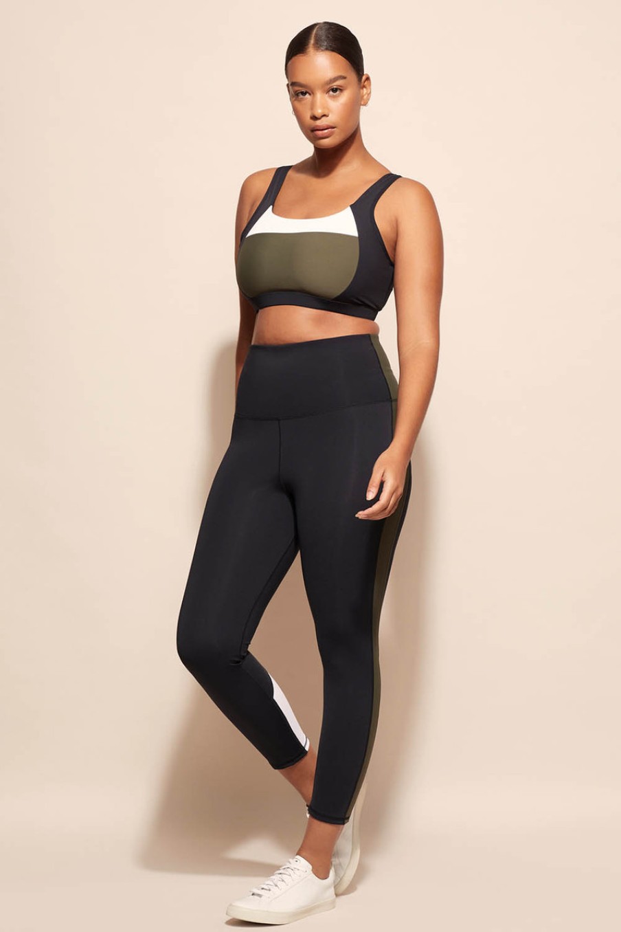 Lingerie & Sleepwear DK Active | Lay Up Crop Khakiblk