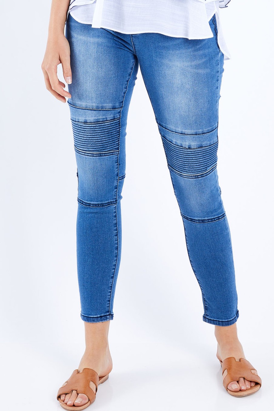 Jeans Wakee Jeans | River Ribbed Pull On Jean