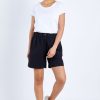 Shorts bird keepers | The Long Length Walk Short Black